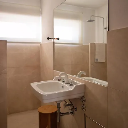 Casa de Férias Casa D'abreu Neto - Siza's First Work *